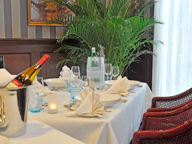 A7 Hotel-Val-Monte-Private-Dinner